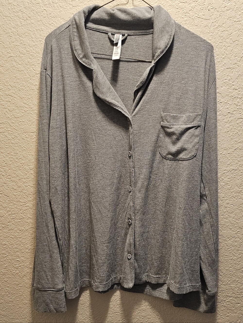 SKIMS SOFT LOUNGE SLEEP SET - Picture 3 of 6